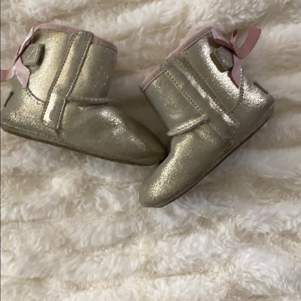 Girls Ugg’s boots